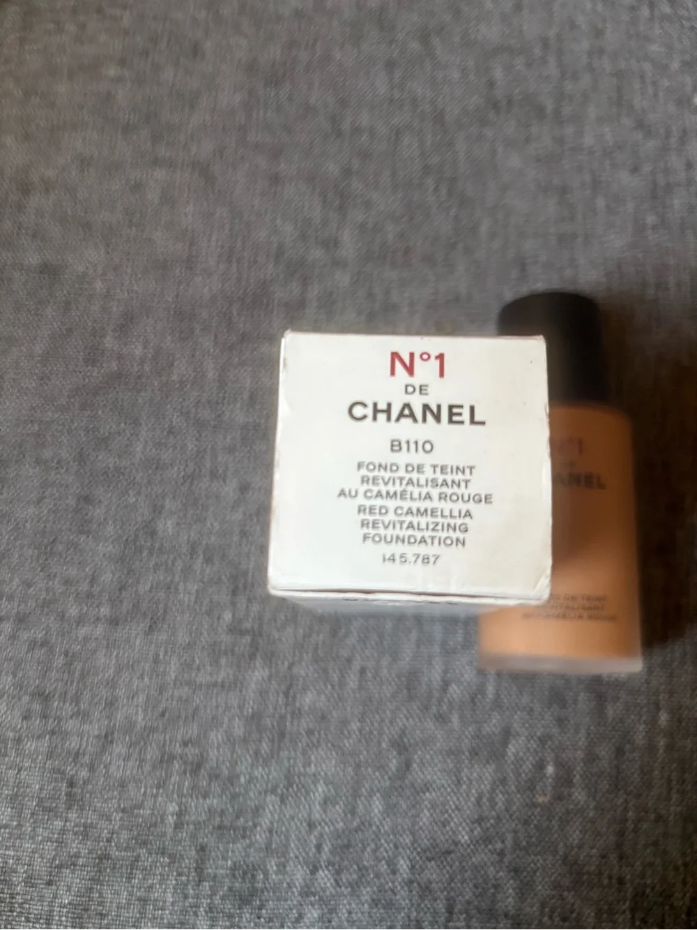 CHANEL toundation new